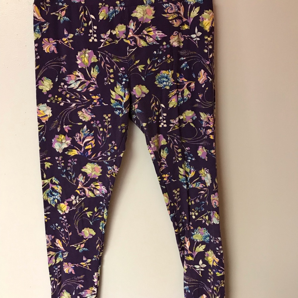 Lularoe leggings- purple